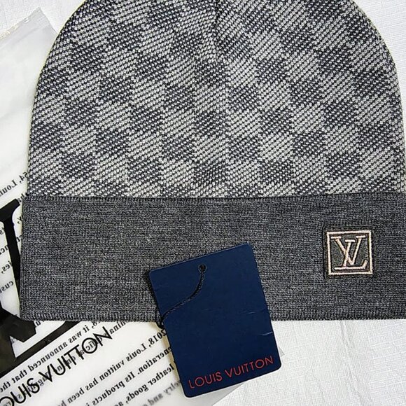LOUIS VUITTON BEANIE - BRAND NEW- - Picture 1 of 4